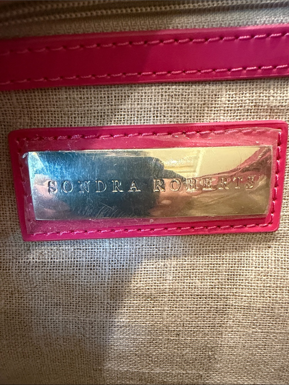 Sondra Roberts Laser-Cut Patent Leather Tote Bag Pink - Picture 3 of 7